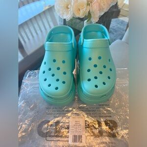 CROCS - Platform Crush Clog